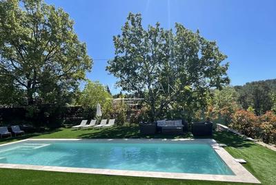 Villa - 192 m² - 6 pièces