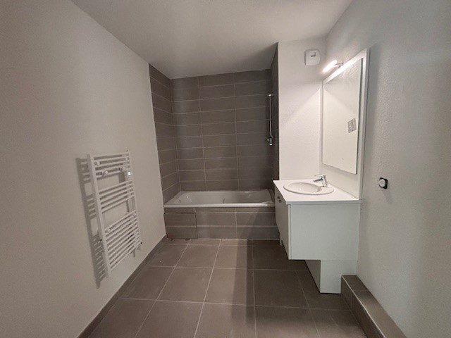 Appartement - 86 m² - 4 pièces