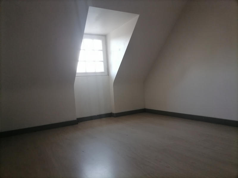 Maison - 135 m² - 9 pièces