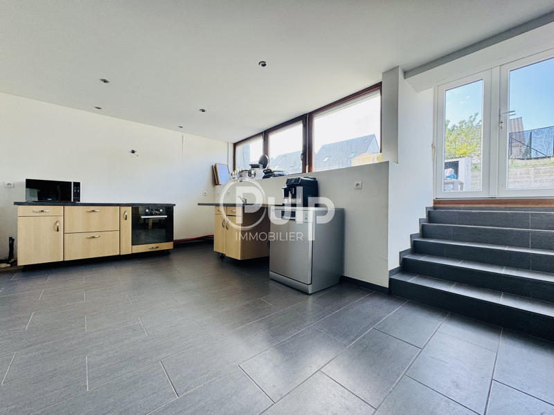 Maison - 125 m² - 6 pièces