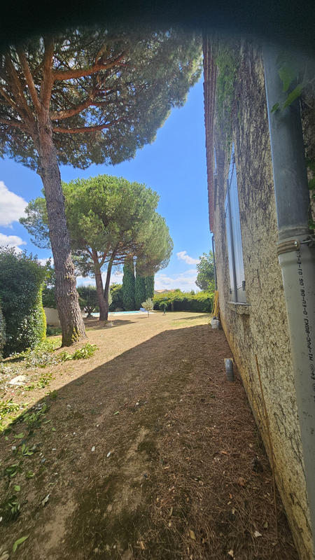 Maison - 220 m² - 9 pièces