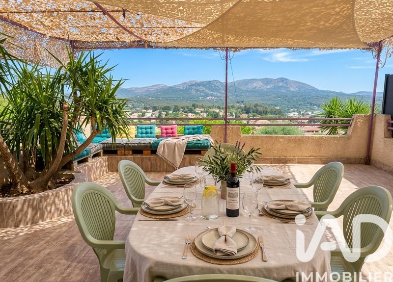 Maison - 100 m² - 4 pièces