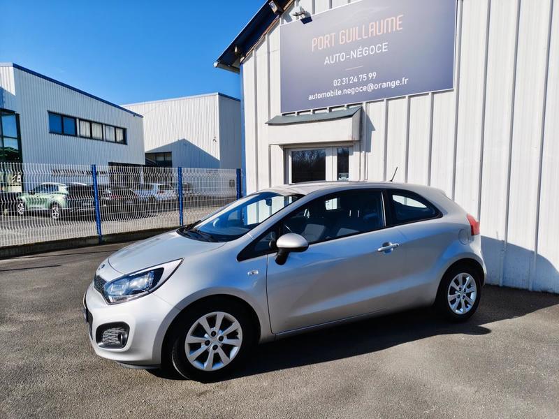 Kia Rio III 1.1 Crdi 75ch