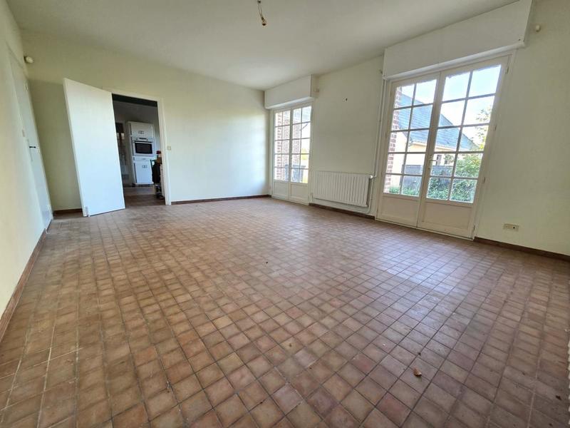 Pavillon - 279 m² - 10 pièces