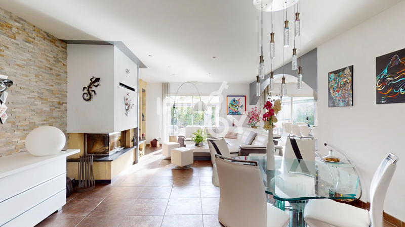 Maison - 172 m² - 7 pièces