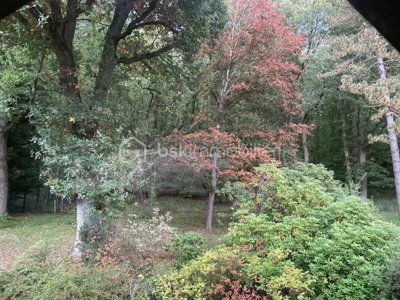 Demeure - 375 m² - 9 pièces