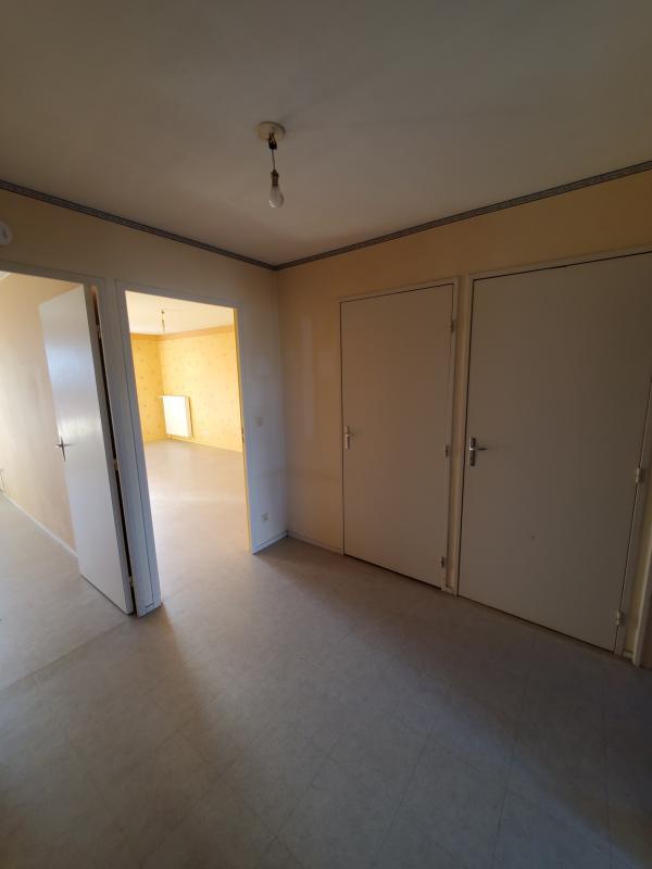 Appartement ancien - 67 m² - 3 pièces