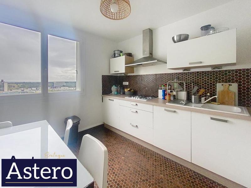 Appartement - 82 m² - 5 pièces