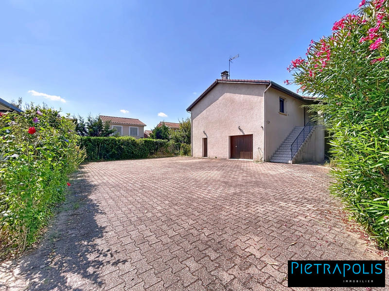 Maison - 135 m² - 6 pièces