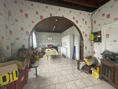 Maison - 90 m² - 5 pièces