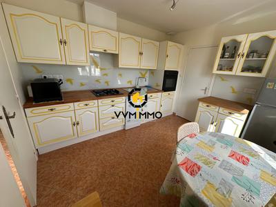 Maison - 96 m² - 4 pièces