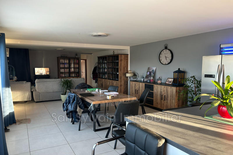 Maison - 137 m² - 5 pièces