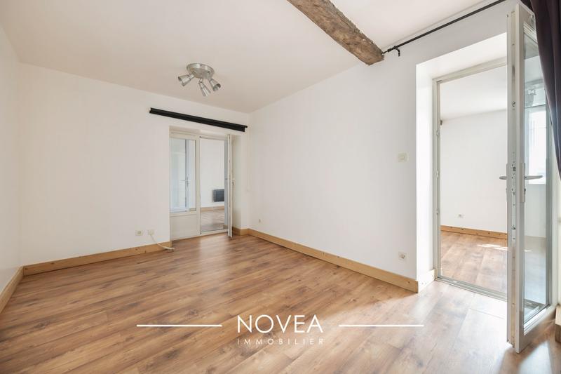 Maison ancienne - 143 m² - 9 pièces