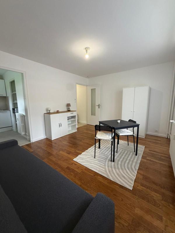 Studio - 27 m² - 1 pièce