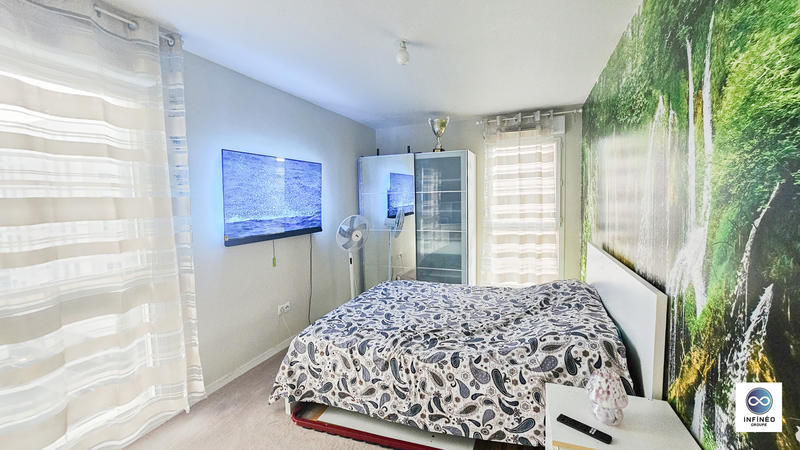 Appartement - 80 m² - 4 pièces