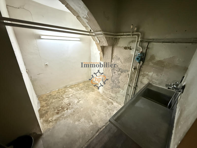 Local commercial - 77 m² - 3 pièces