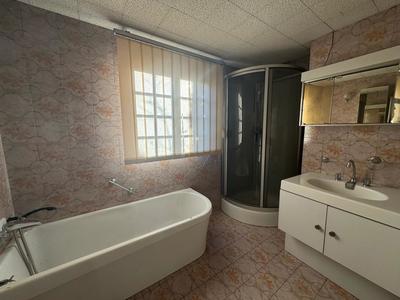 Maison - 140 m² - 4 pièces