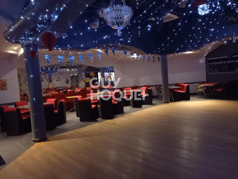 Local commercial - 600 m²