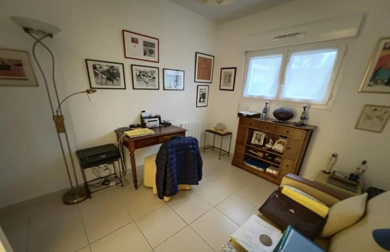 Appartement - 90 m² - 3 pièces