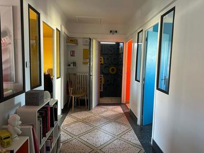 Maison - 372 m² - 12 pièces