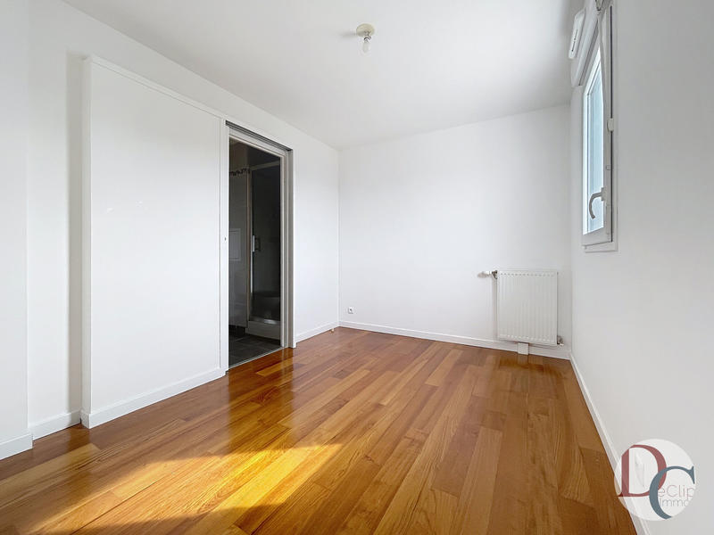 Appartement - 75 m² - 4 pièces