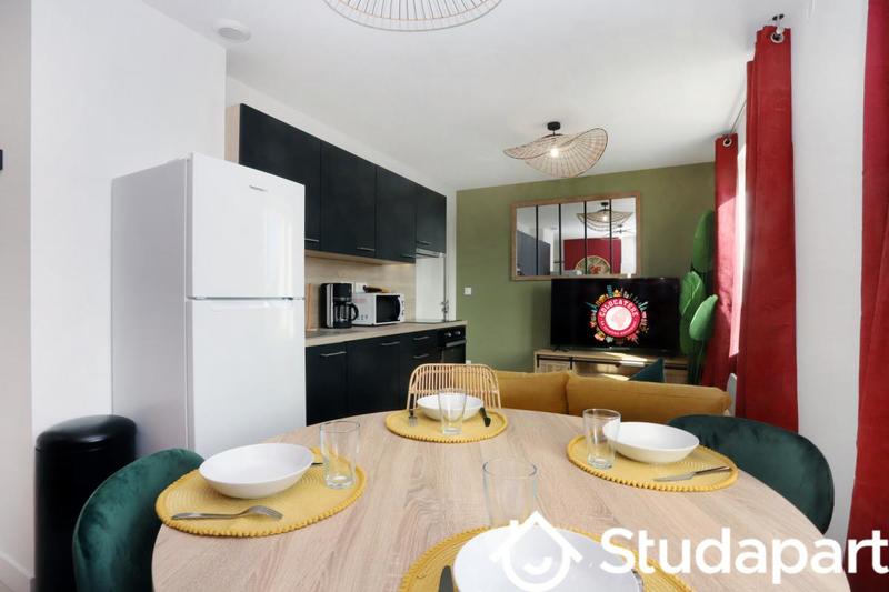 Chambre - 11 m² - 1 pièce