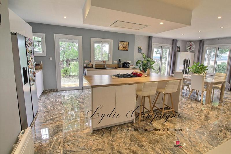 Maison - 150 m² - 4 pièces