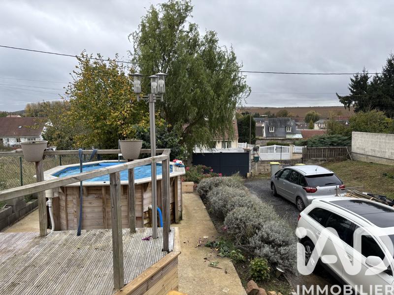 Maison - 143 m² - 8 pièces