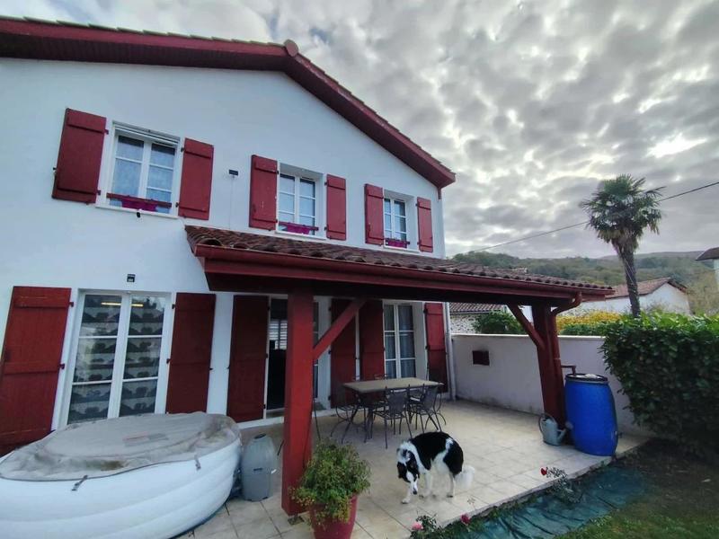 Maison - 108 m² - 5 pièces