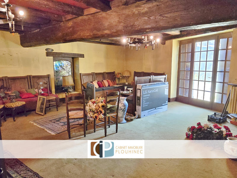 Maison - 332 m² - 9 pièces