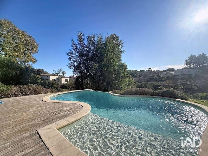 Maison - 167 m² - 7 pièces