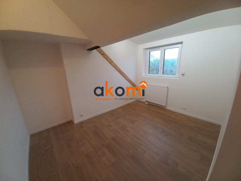 Maison - 121 m² - 7 pièces