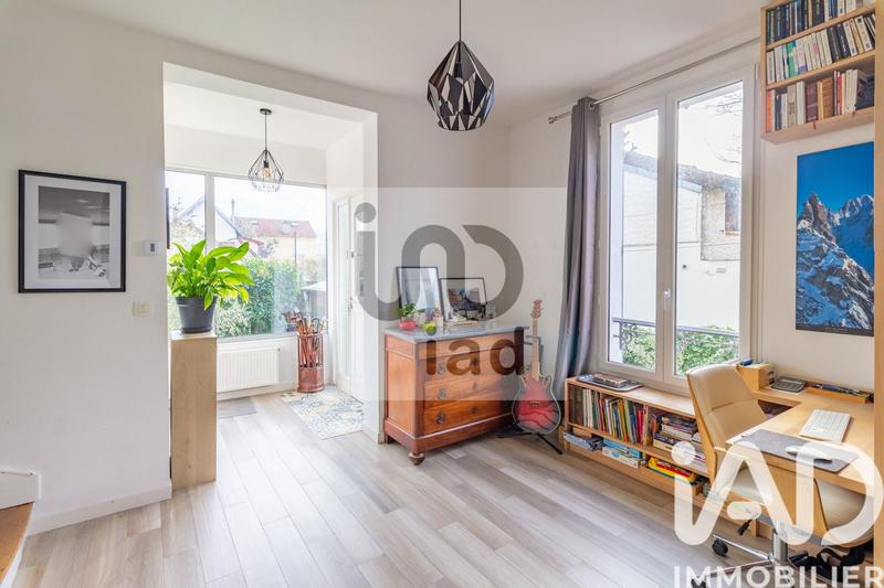 Maison - 90 m² - 5 pièces