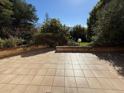 Maison - 189 m² - 6 pièces