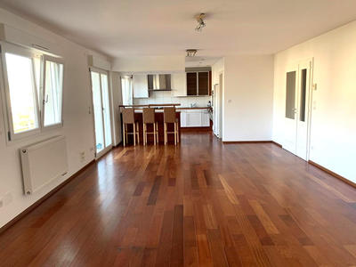 Appartement - 105 m² - 3 pièces