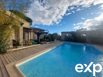 Villa - 205 m² - 10 pièces