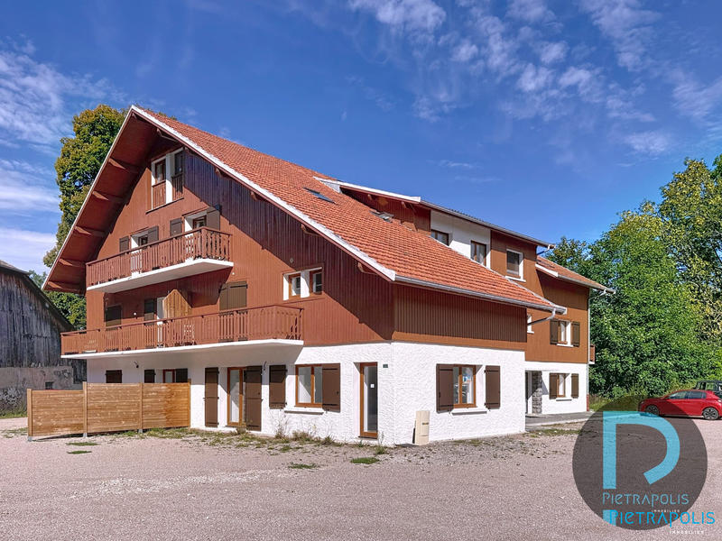 Appartement - 137 m² - 5 pièces