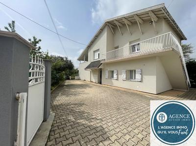 Maison - 152 m² - 7 pièces