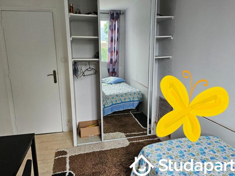 Chambre - 14 m² - 1 pièce