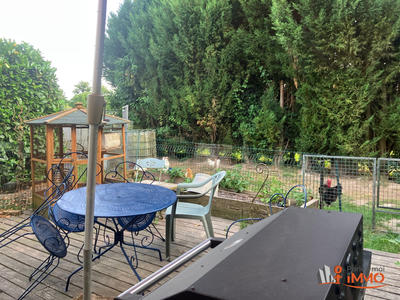 Maison - 299 m² - 12 pièces