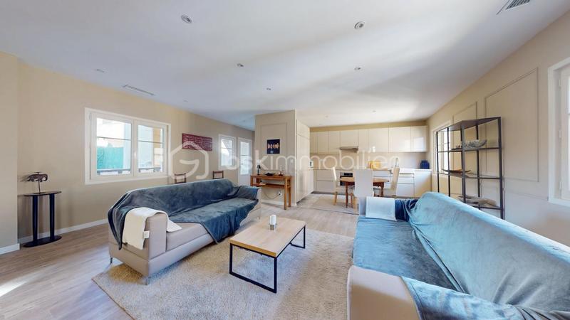 Appartement - 81 m² - 3 pièces