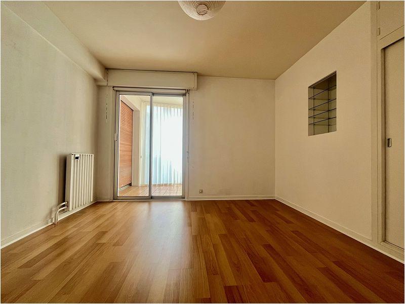 Appartement - 120 m² - 5 pièces