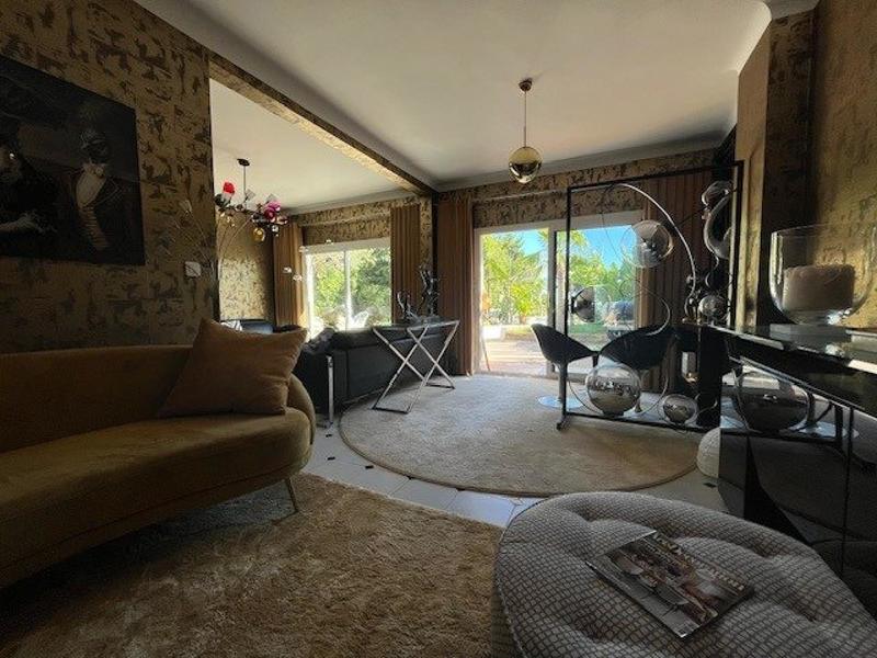 Appartement - 97 m² - 5 pièces