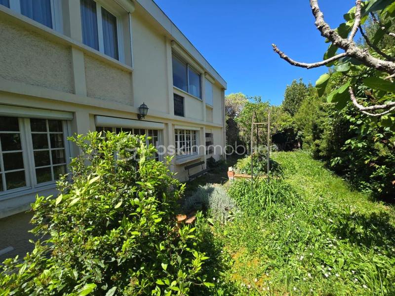 Maison - 160 m² - 7 pièces