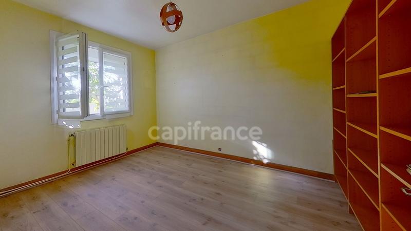 Maison - 265 m² - 7 pièces