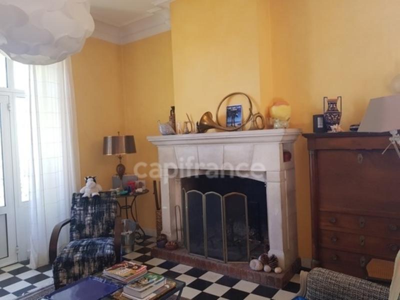 Maison - 188 m² - 8 pièces