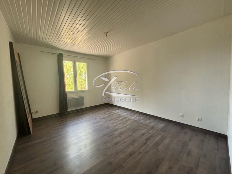 Maison ancienne - 210 m² - 9 pièces