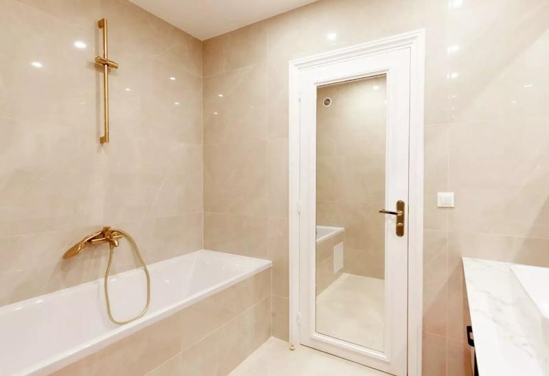 Appartement - 150 m² - 5 pièces