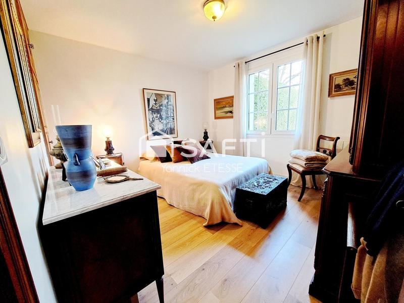 Maison - 112 m² - 6 pièces