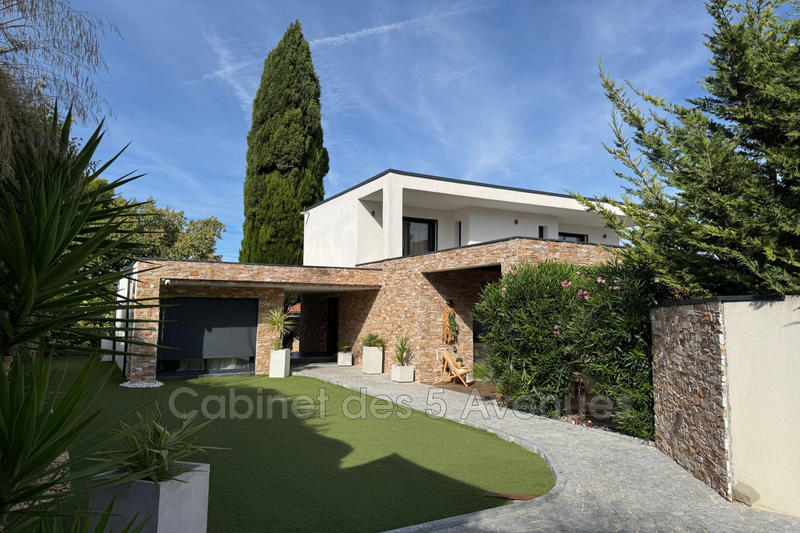 Maison - 173 m² - 5 pièces